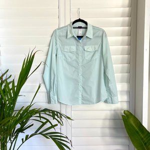 BRAND NEW Patagonia Lightweight Long Sleeved Button Up with UPF protection NWT